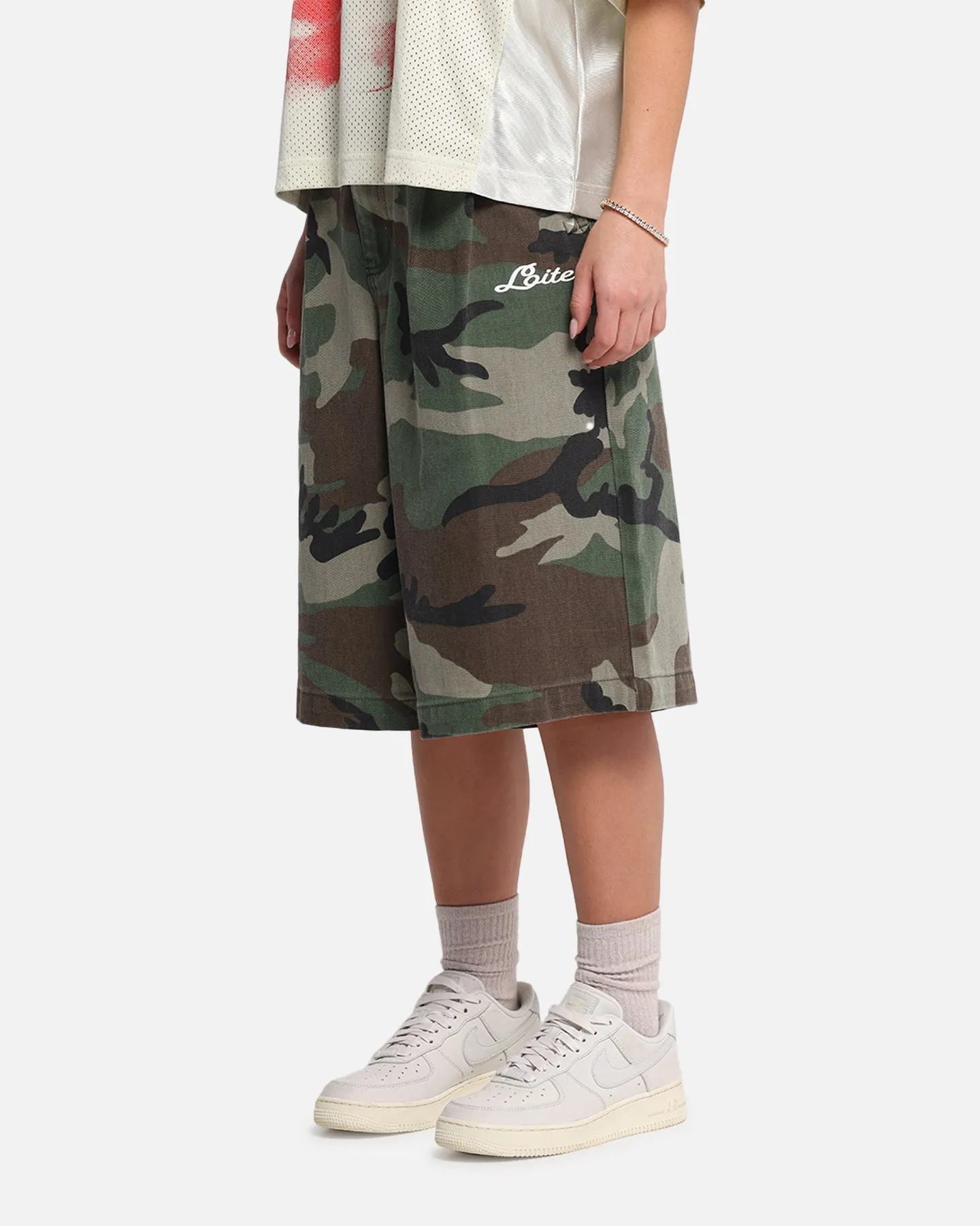 Loiter 3 Quarter Shorts Woodland Camo