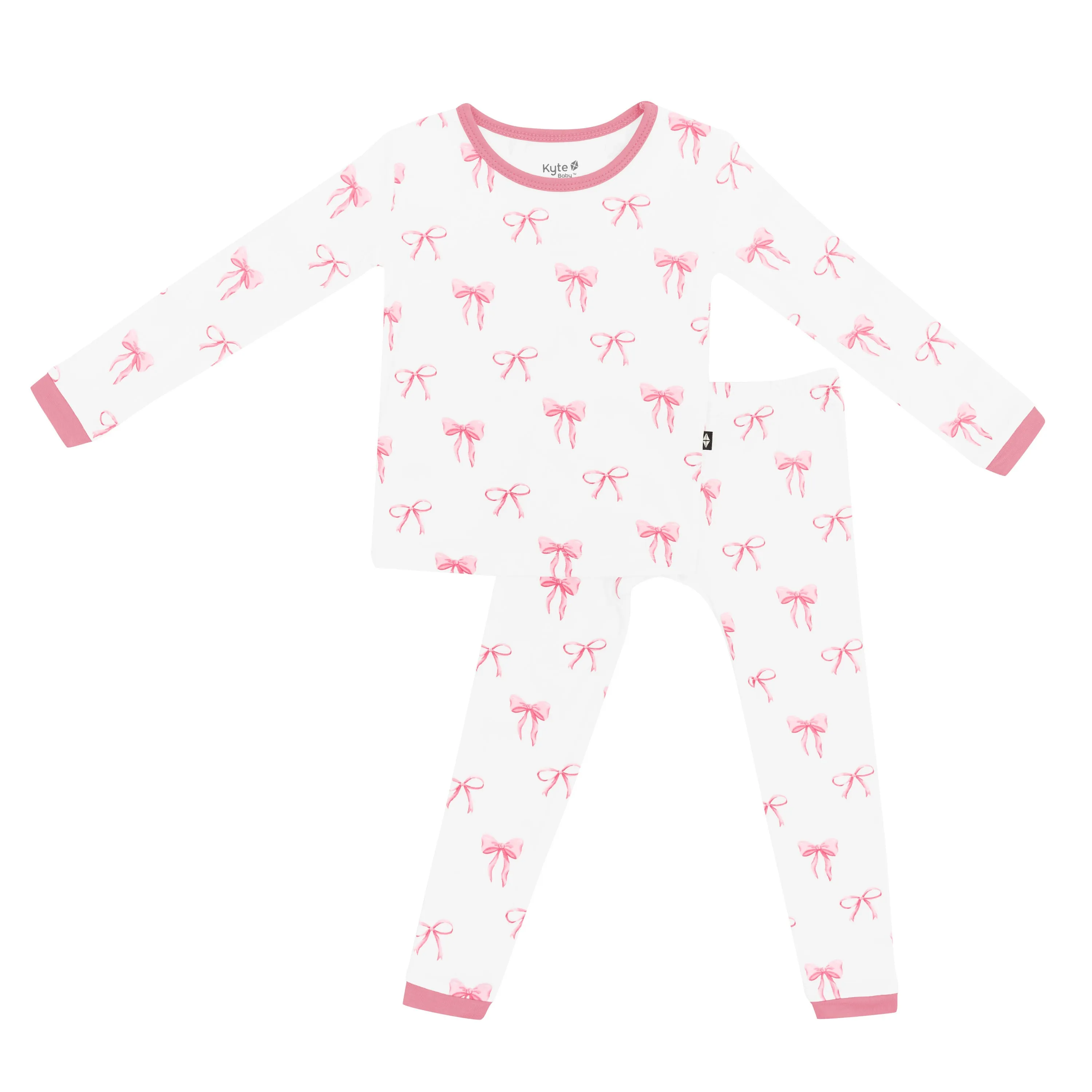 Long Sleeve Pajamas in Bow