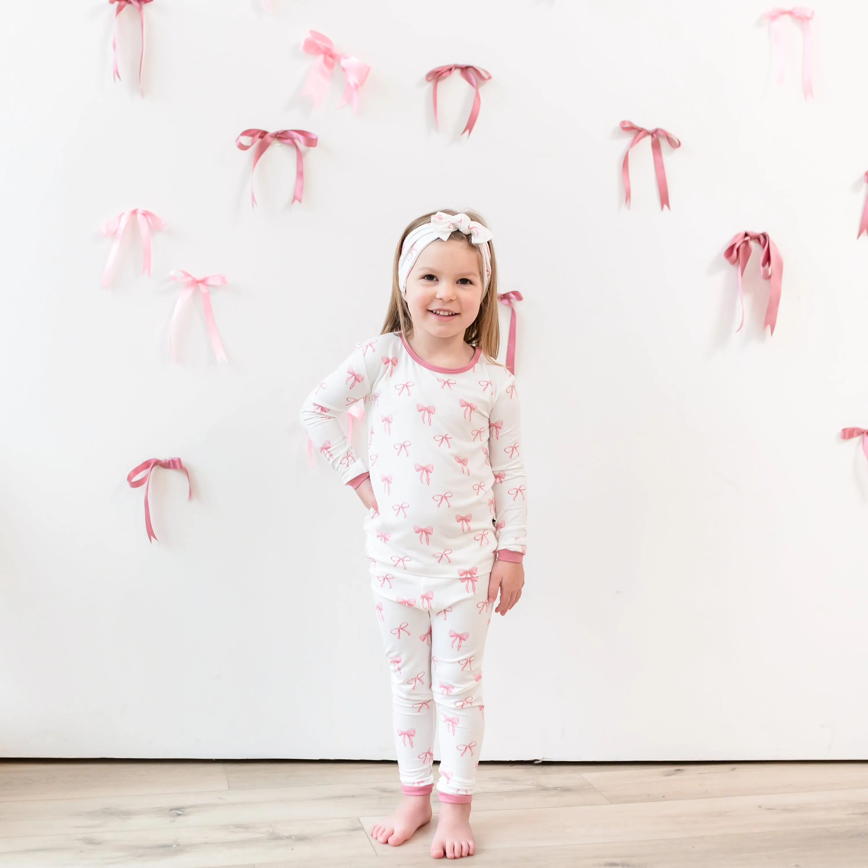Long Sleeve Pajamas in Bow