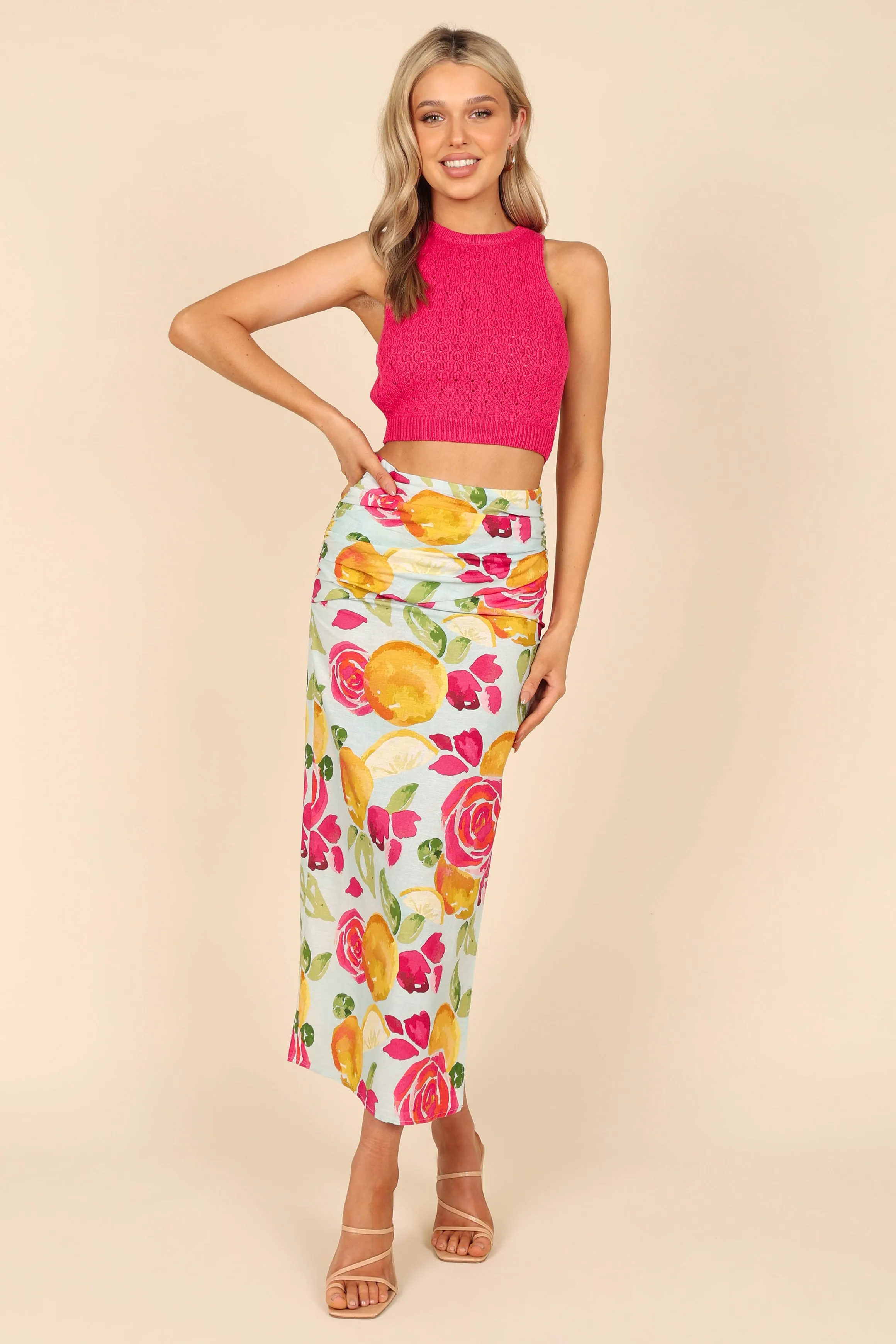 Sole Crochet Cropped Top - Berry