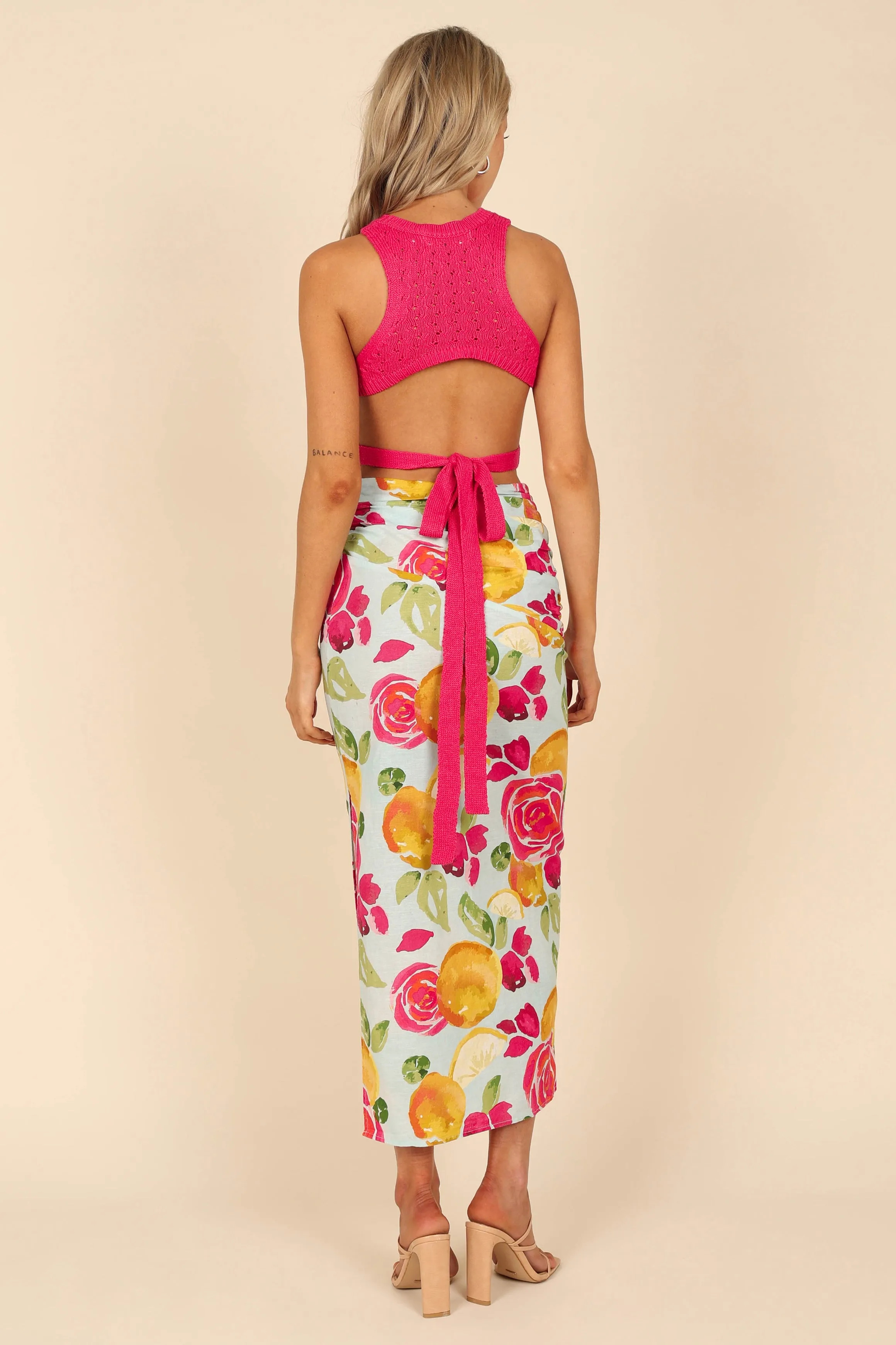 Sole Crochet Cropped Top - Berry