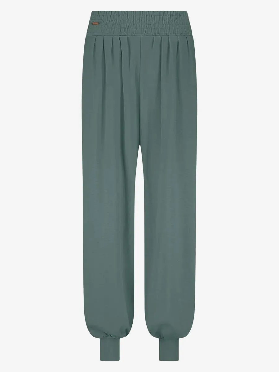 Urban Goddess Jaya Harem Yoga Pants - Forest
